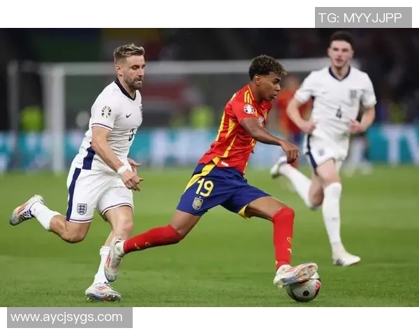 阿迪达斯签约足球巨星盘点揭秘品牌如何借助球员影响力拓展全球市场